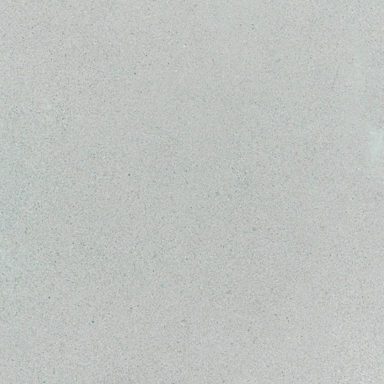Platzhalter: Helle, graue Oberfläche mit feiner Textur und gleichmäßiger Farbverteilung.